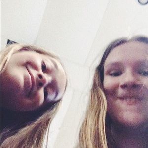 Meet your Posher, Charlotte